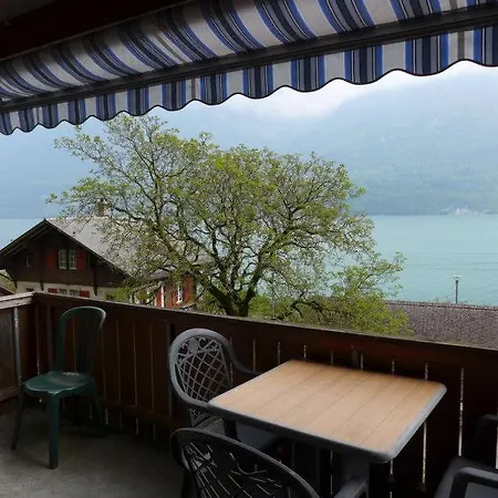 Apartment Niederried Sleeps 6 Air Con Wifi *